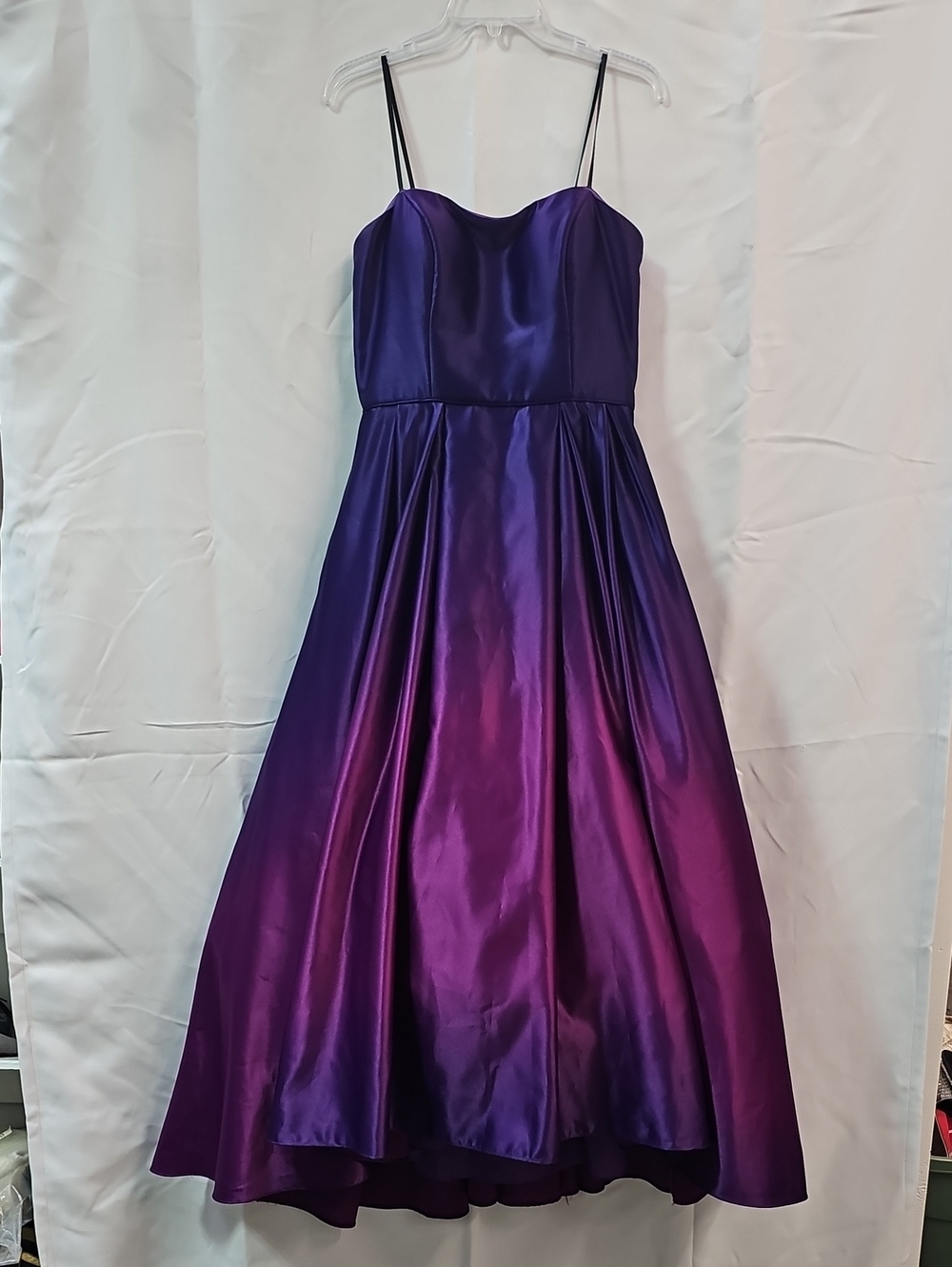 BETSY & ADAM OMBRE FOEMAL/PROM GOWN BFPM-09-104